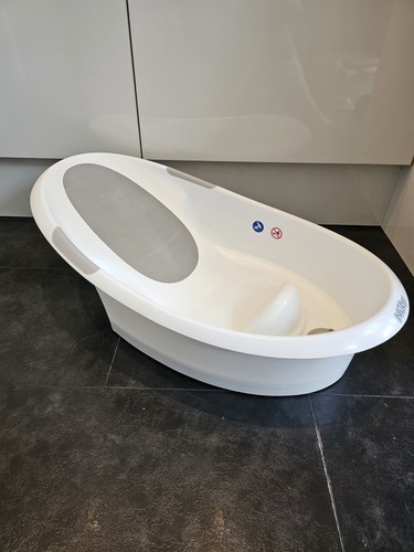 Nuby baby bath - baby, with