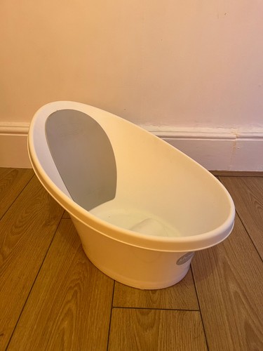 Shnuggle baby bath with bum - bath,